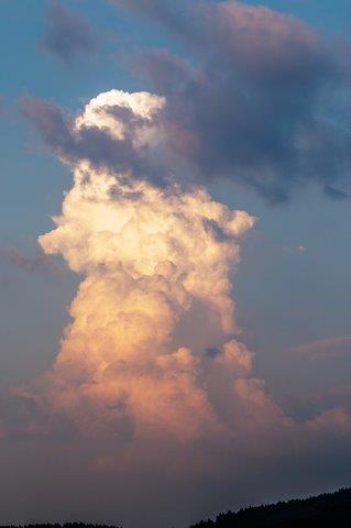 Wolkenturm ueber Siegen - (c) R Pattke.jpg